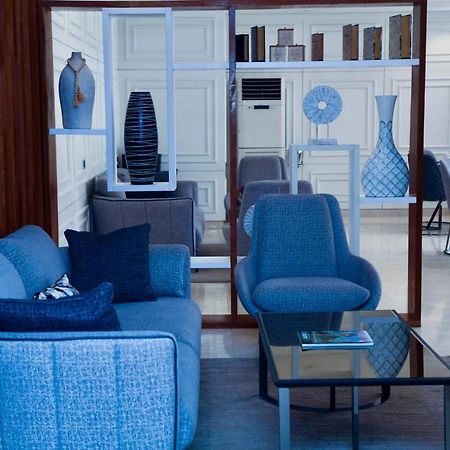 Summerset Continental Hotel Gana Mobushipe Dış mekan fotoğraf